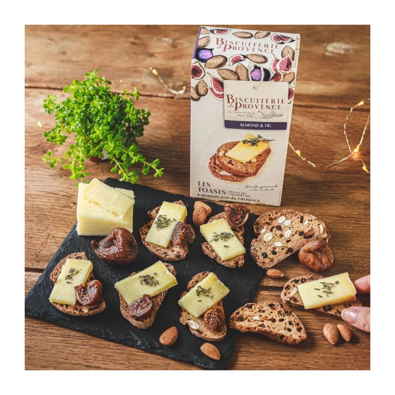 Toasts à Fromage Amande et Figue - recette gourmande riche en fruits avec 30 % de figues et 10 % d'amandes