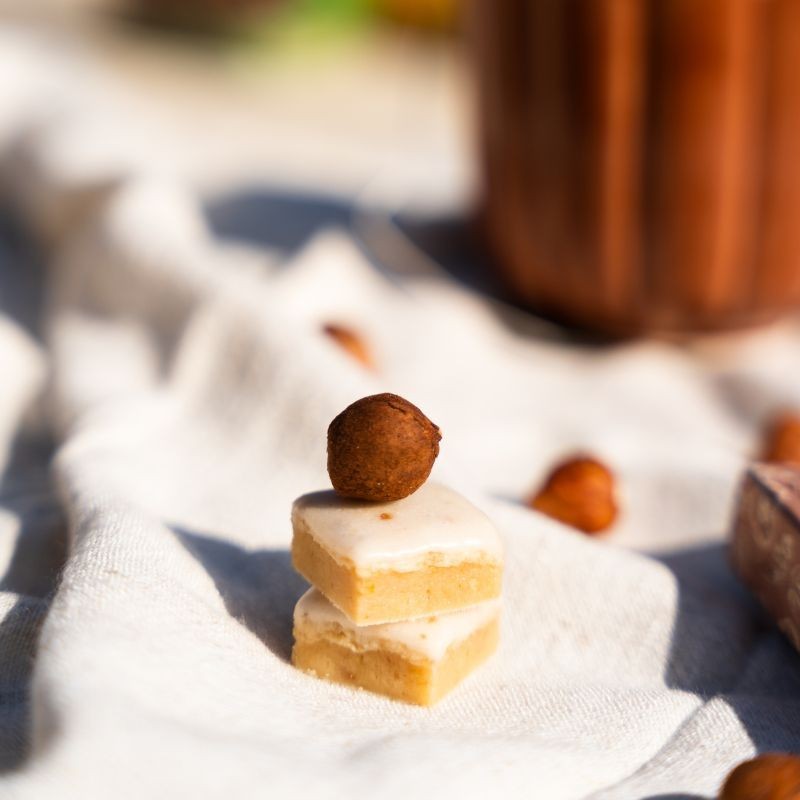 Gourmandise provençale : tablette de calissons à la noisette du Petit Duc
