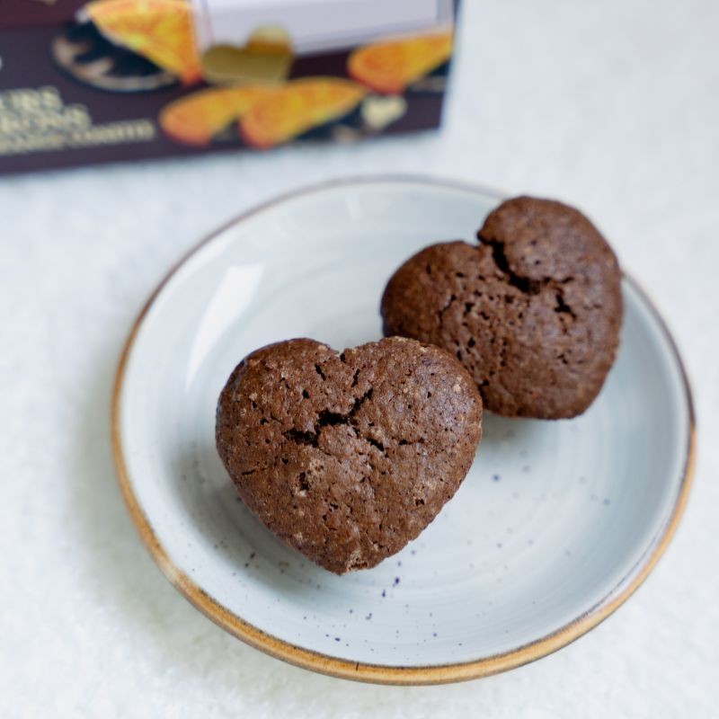 Coeurs de Macarons Chocolat Noir et Orange Confite BIO - Biscuiterie de Provence